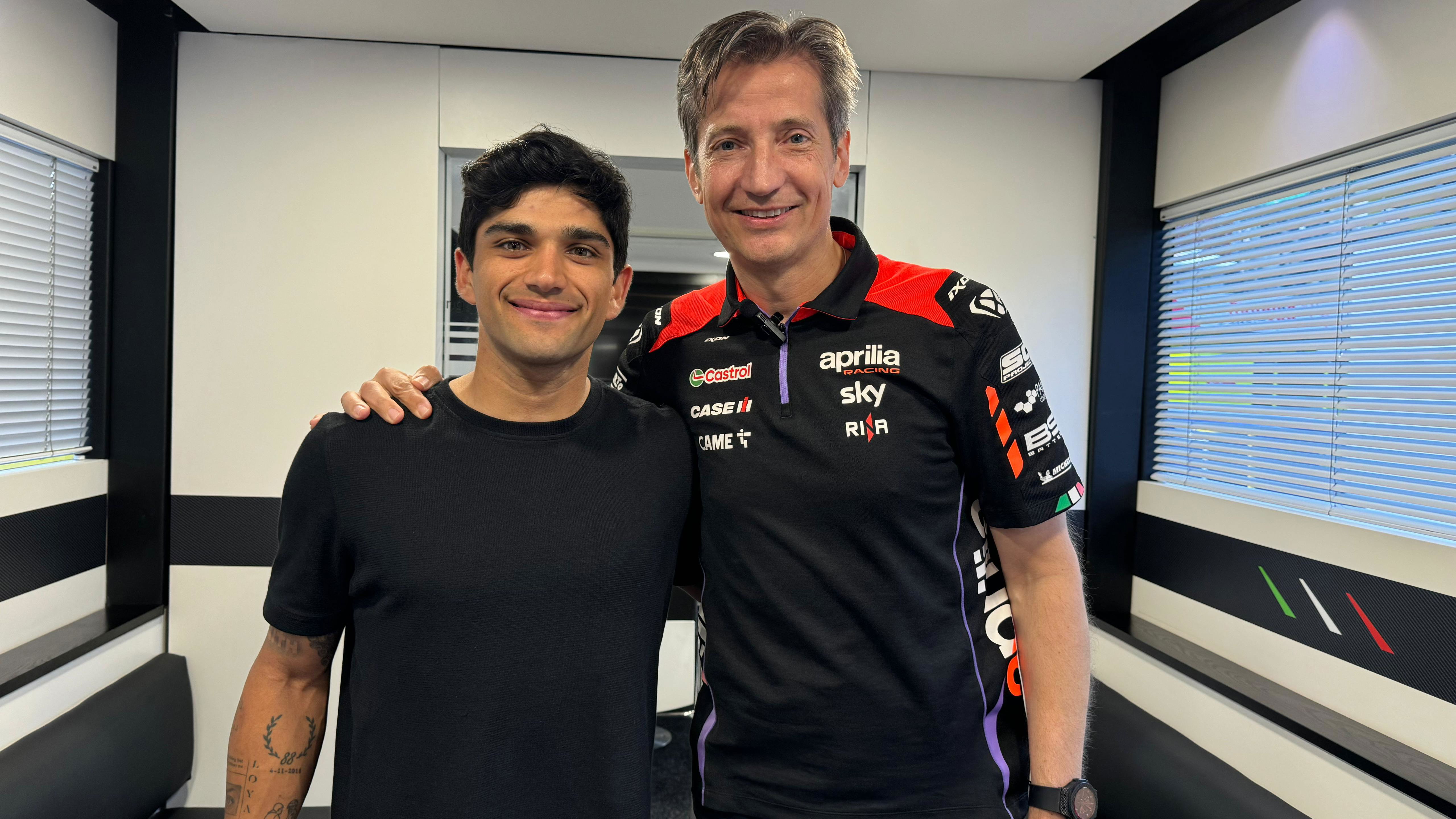 Jorge Martin signs for Aprilia