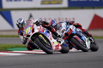 Christian Iddon and Leon Haslam at 2022 Donington National BSB. - www.suzuki-racing.com