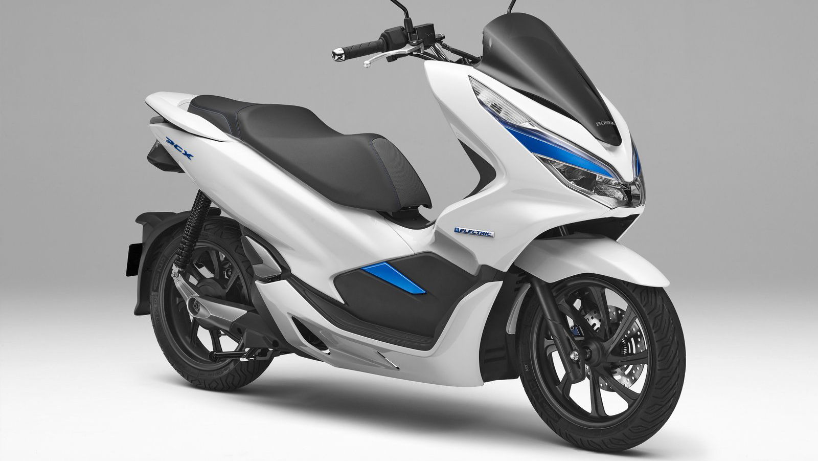 Honda reveals electric scooter with standardised battery