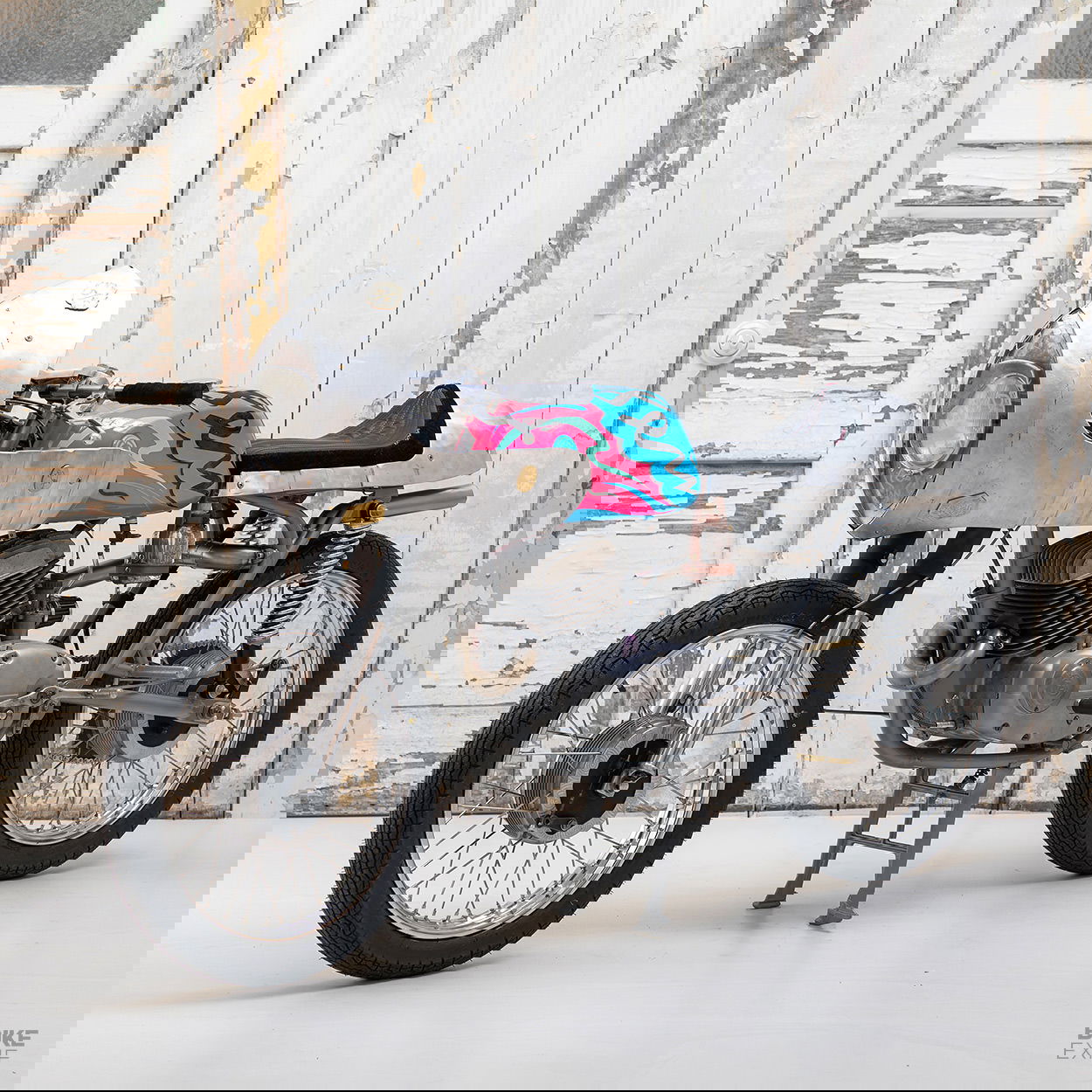 keg racer cafe racer garageboss cz175
