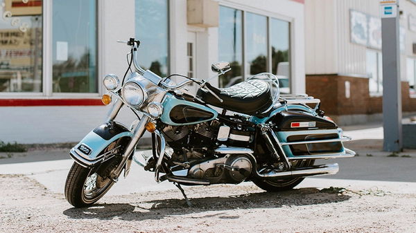 Harley-Davidson Electra, Elvis Presley