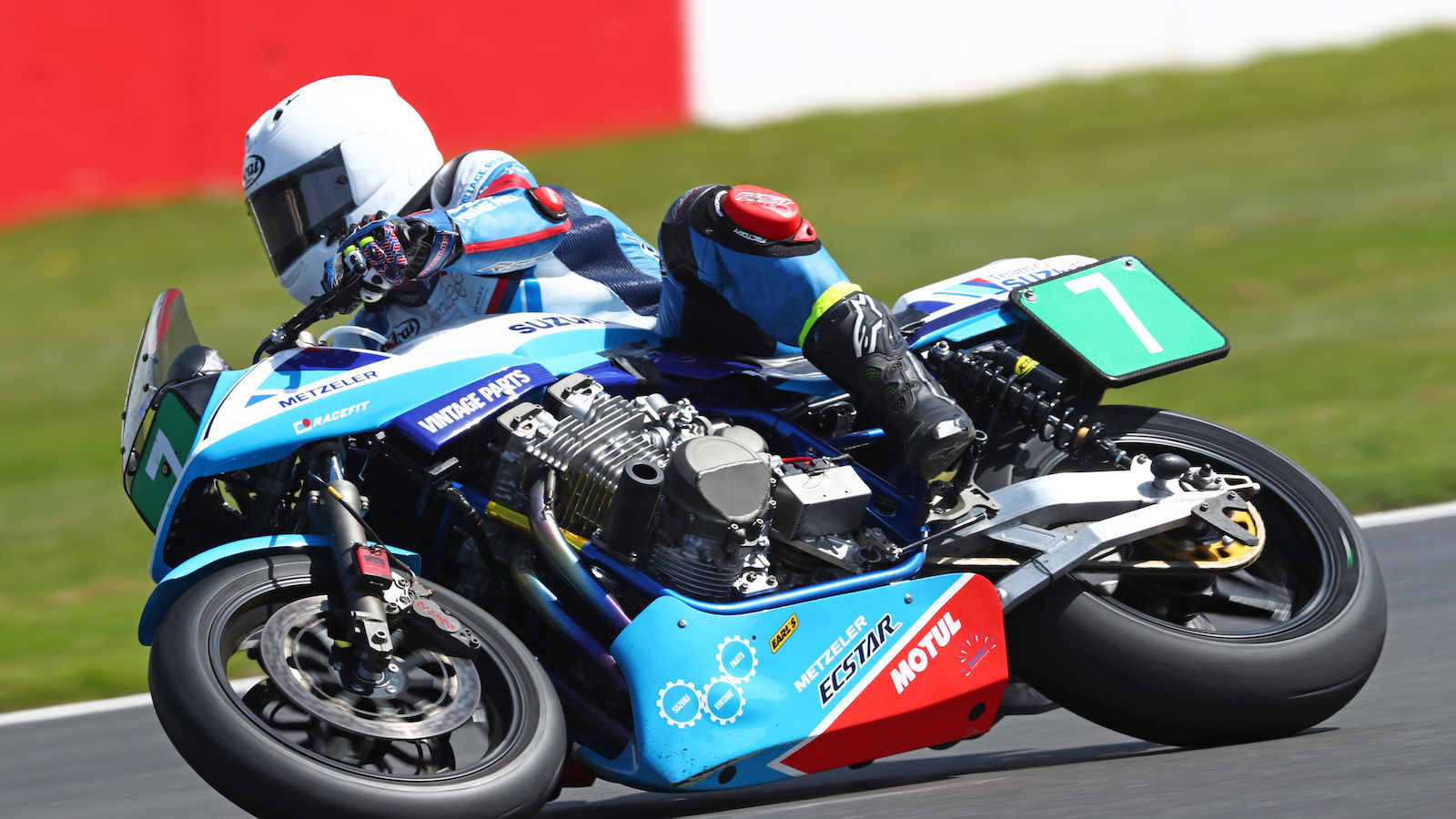 Suzuki Classic racer