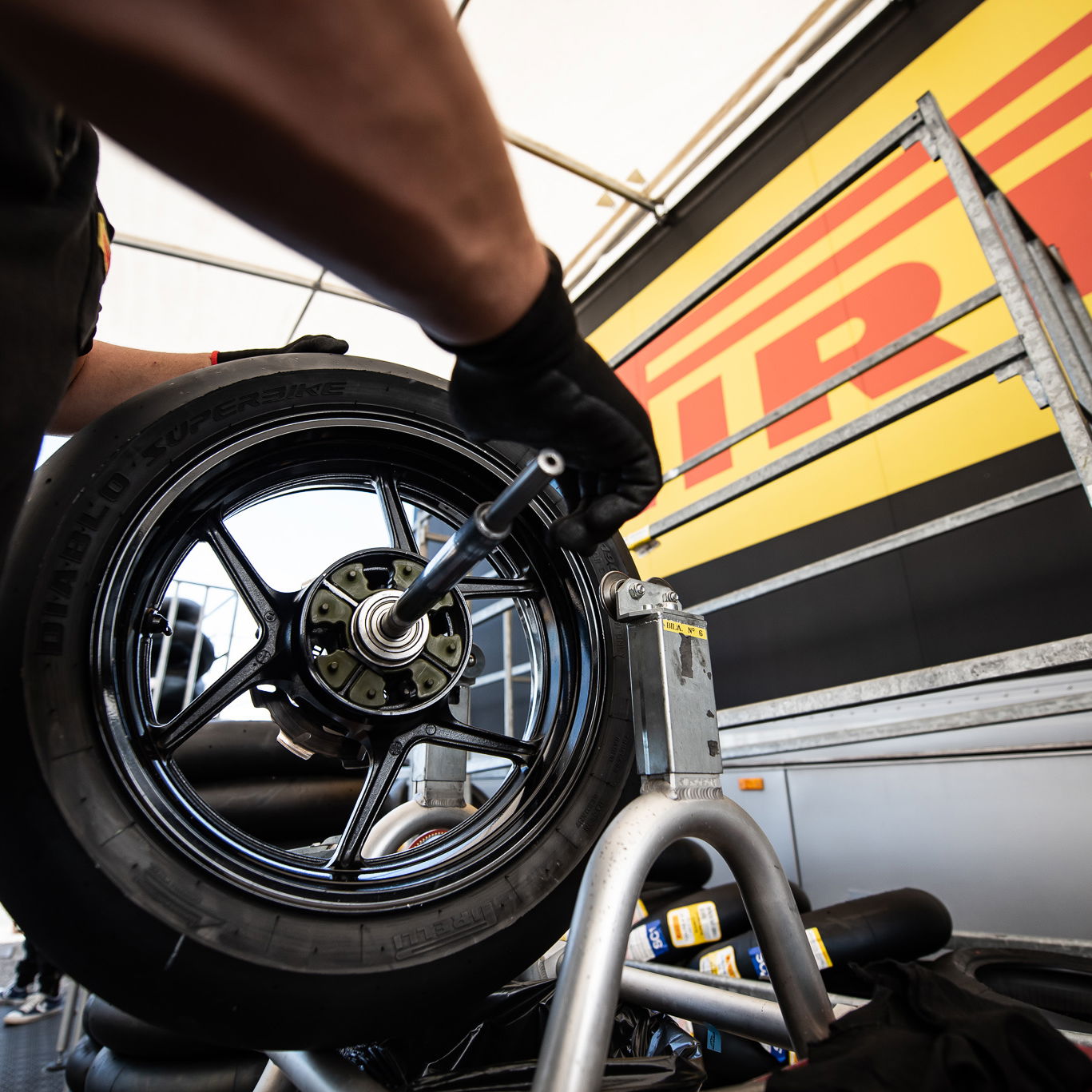 Pirelli WorldSBK tyre fitting. - Pirelli