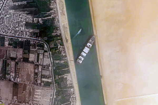 By Contains modified Copernicus Sentinel data [2021], processed by Pierre Markuse - Container Ship &amp;#039;Ever Given&amp;#039; stuck in the Suez Canal, Egypt - March 24th, 2021, CC BY 2.0, 