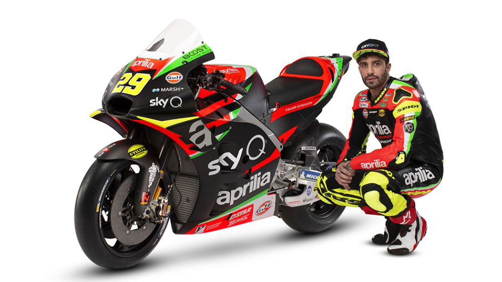 FIRST LOOK: Aprilia presents 2019 MotoGP livery