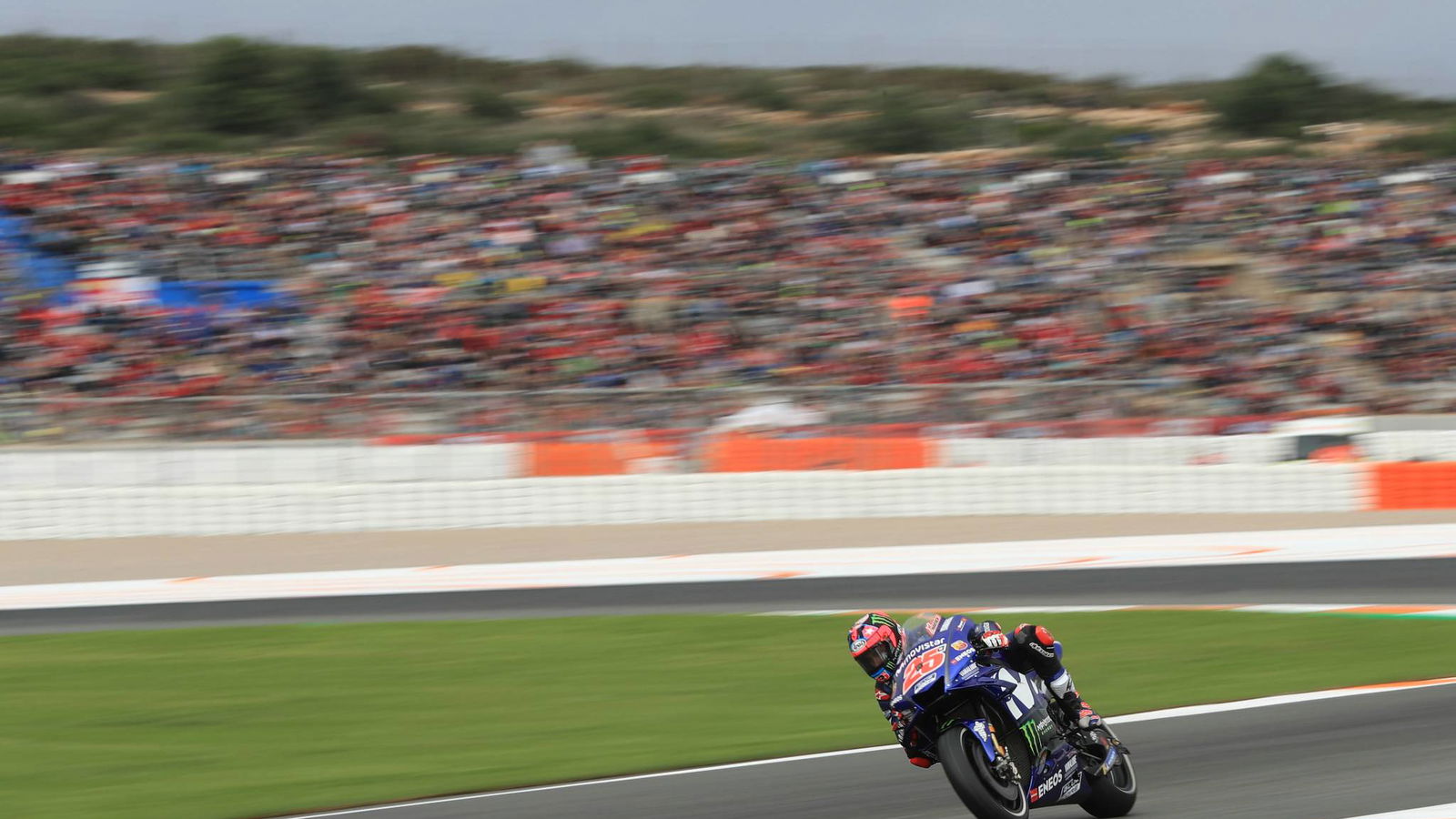 Vinales storms through Q1 to pole position in Valencia