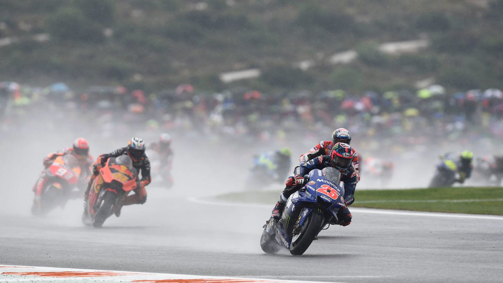 Vinales ‘nightmare six laps’ with electronics glitch