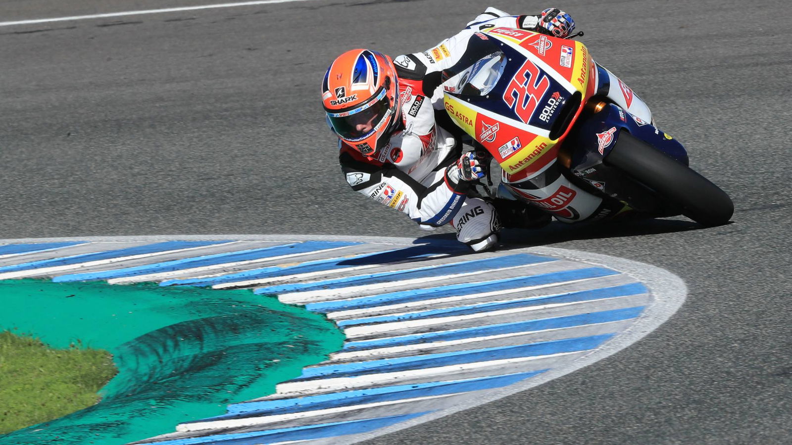 Moto2: Lowes makes fast start to Triumph era
