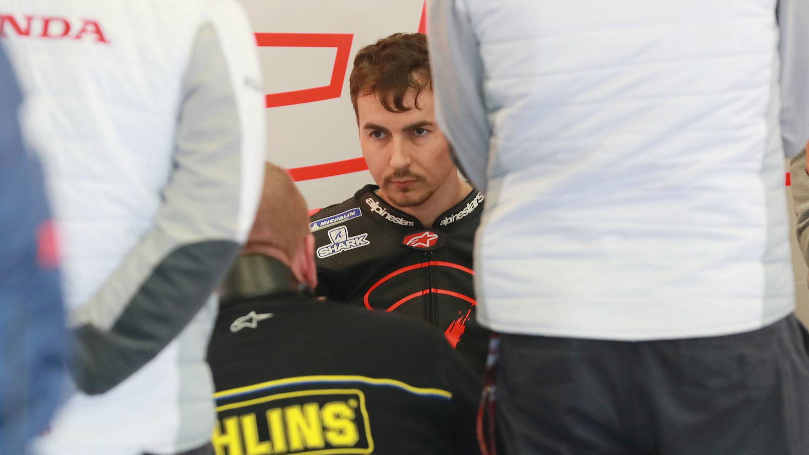 Lorenzo to miss Sepang after wrist surgery