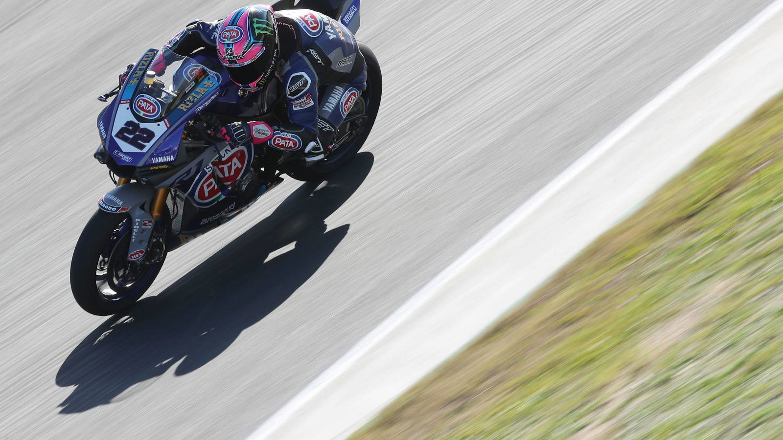 Lowes: I was lucky to walk away from strange crash