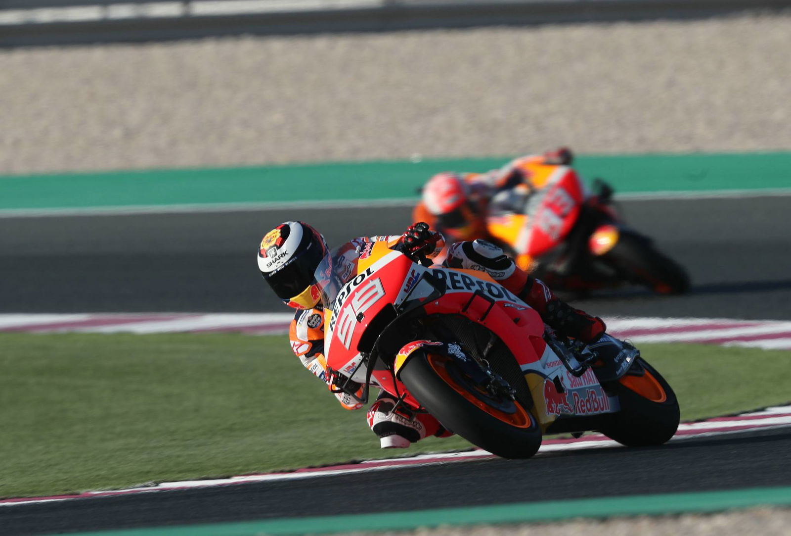 Front tyre issue halts Rossi's progress