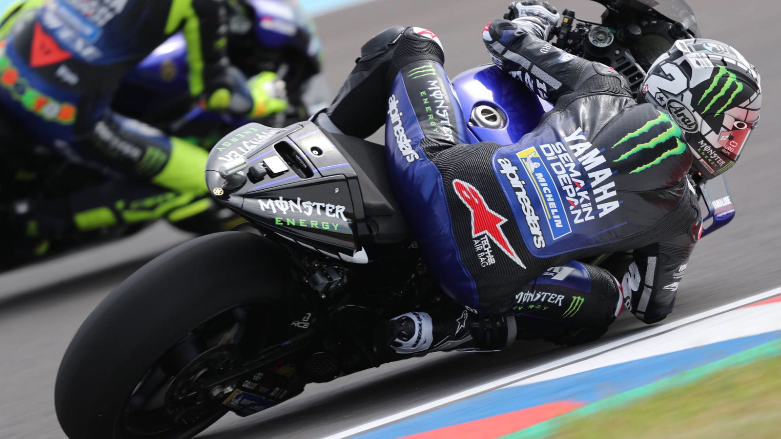 Vinales at “full strength”, changing small things for podium