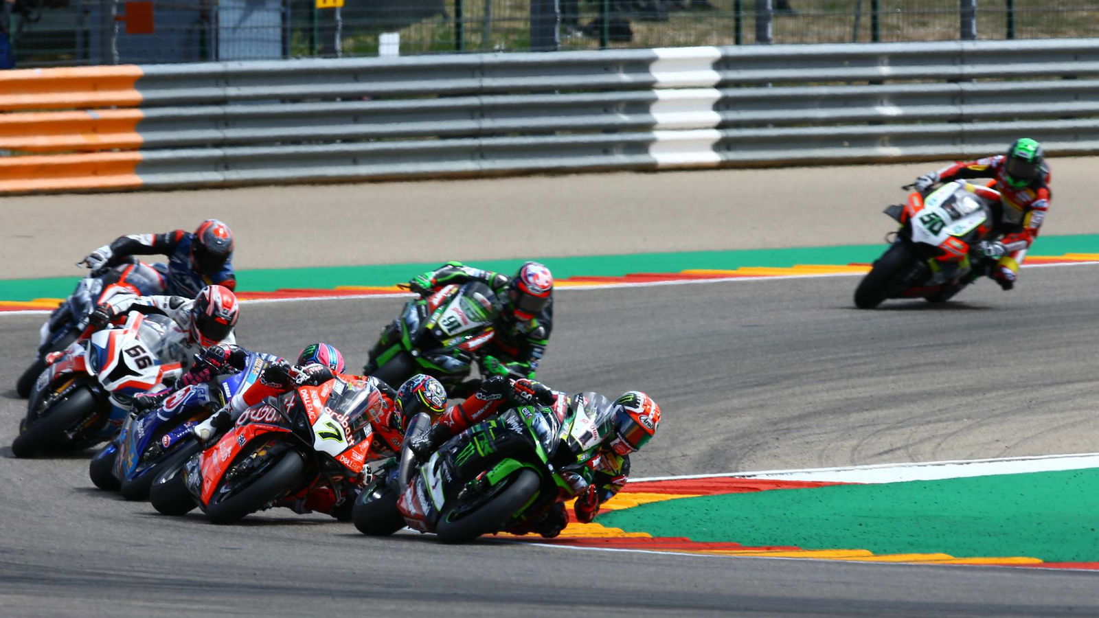 Rea: Kawasaki strong on traction, corner entry