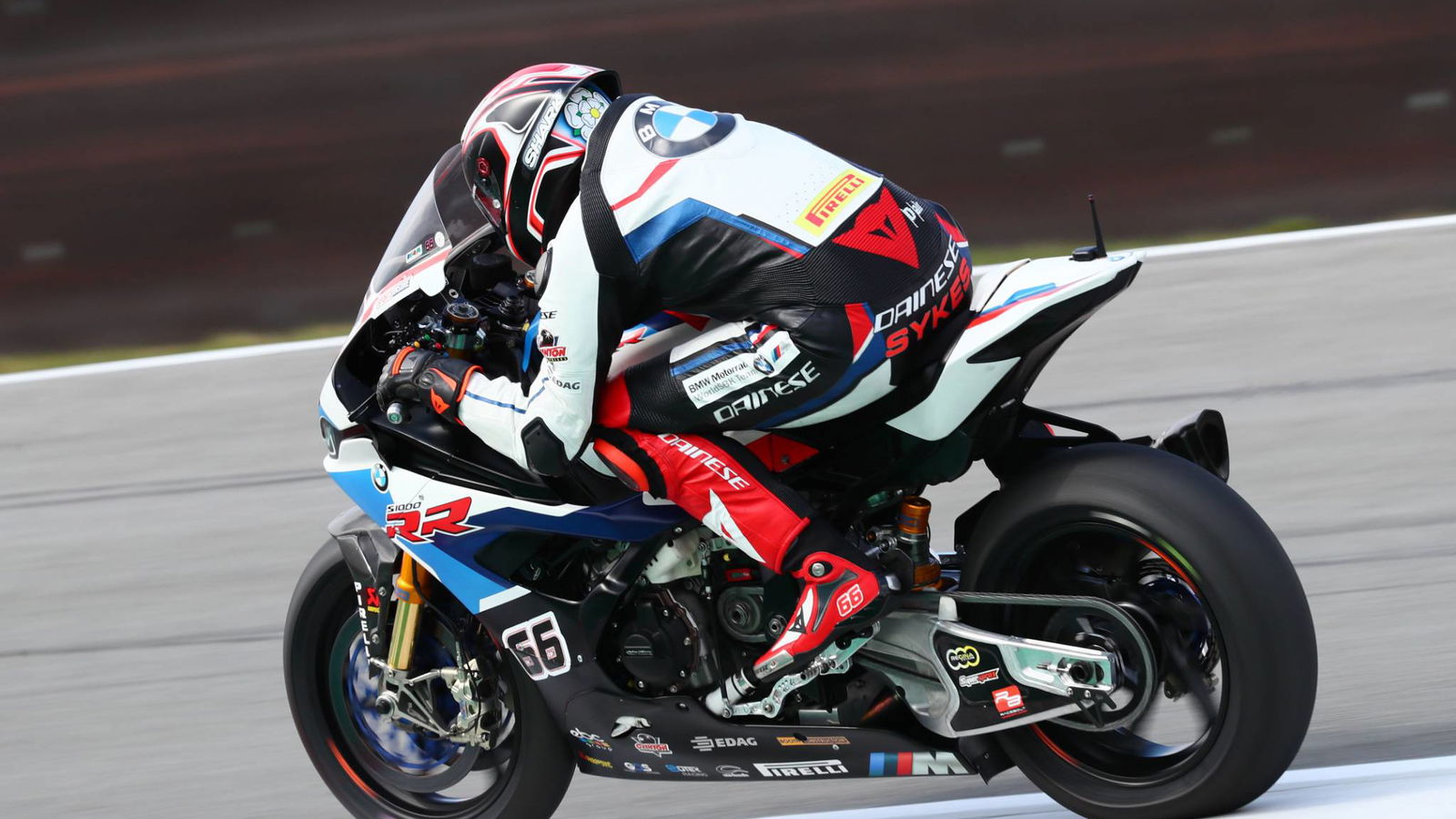 Sykes secures first BMW WorldSBK pole since 2010, Hickman fourth