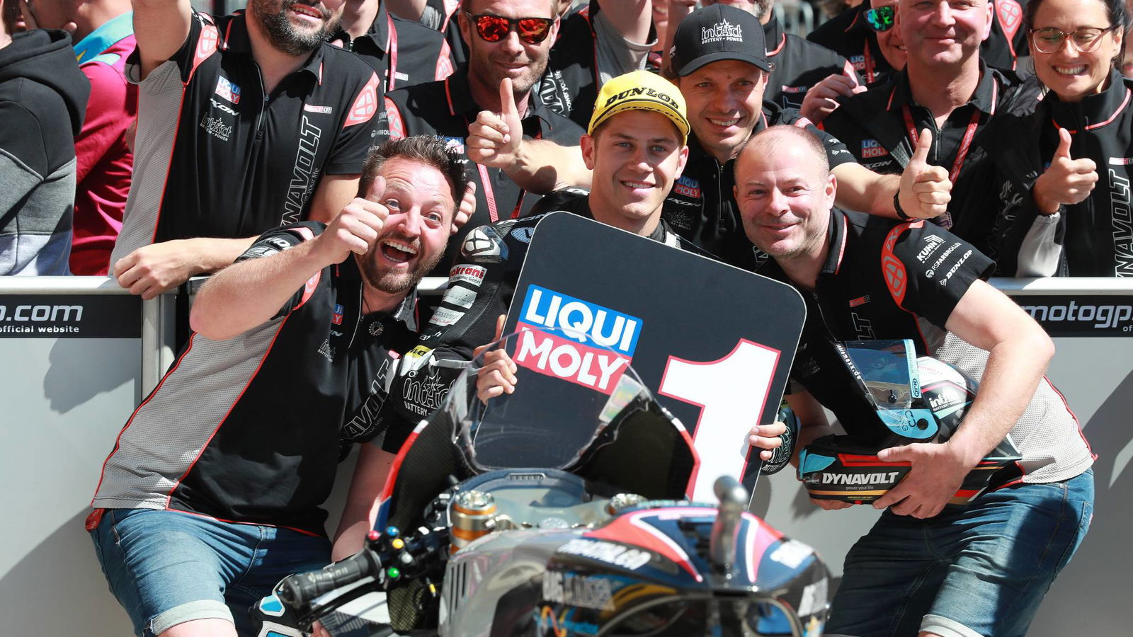 Moto2 Austin: Schrotter holds off rivals to claim pole position