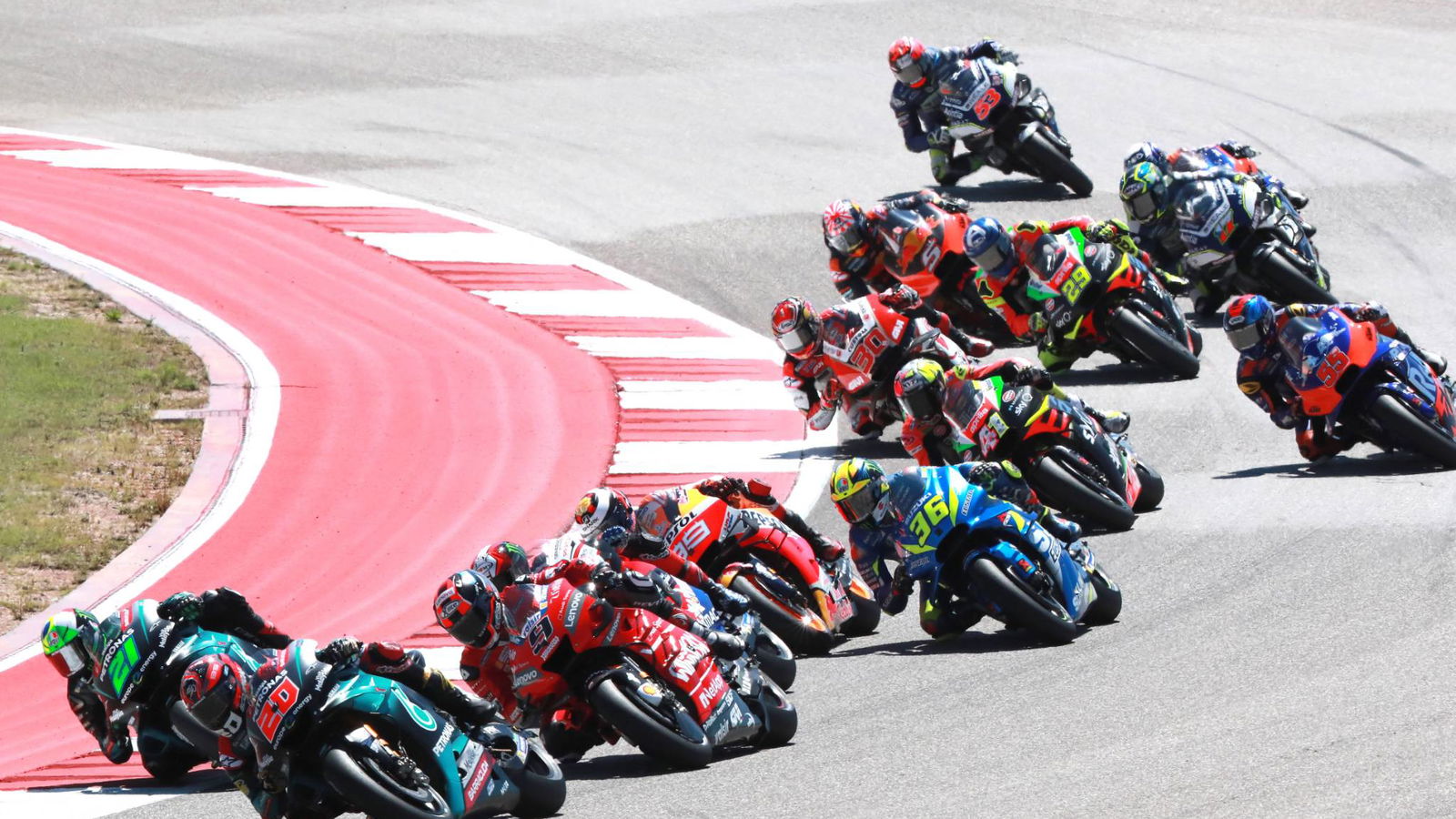 Quartararo builds Rookie lead, learns from Petrucci