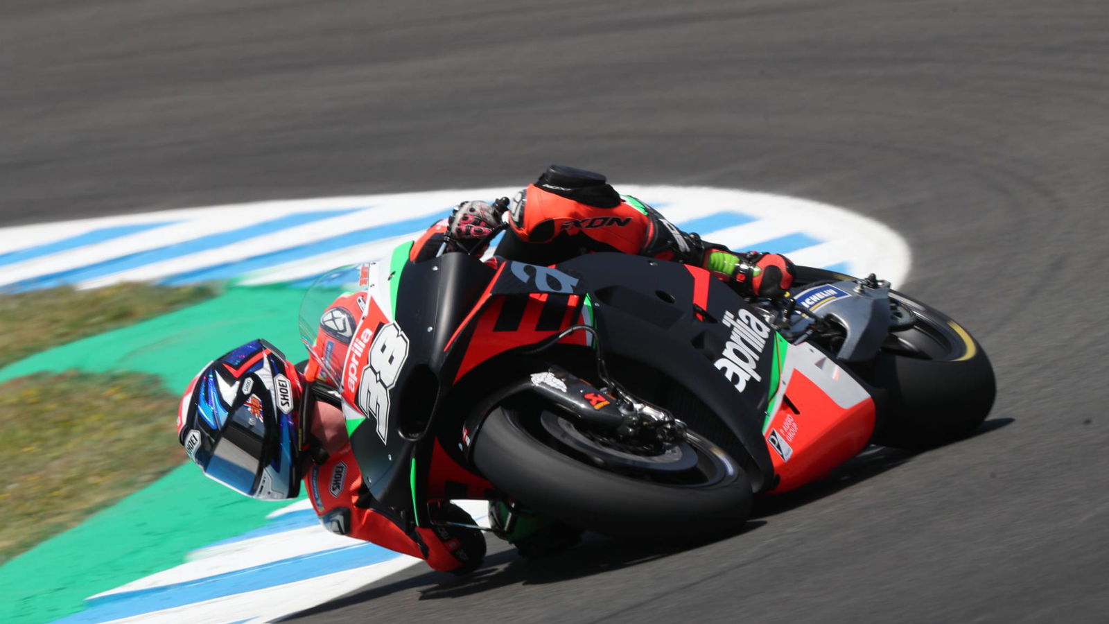 Smith explains ‘sore’ FP2 high-side