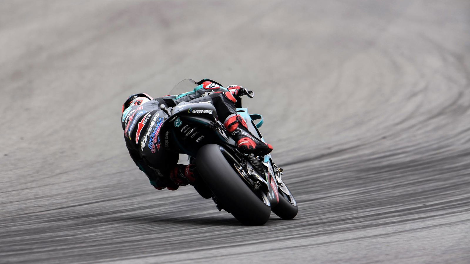 Quartararo flying in FP1, Rossi loses chain