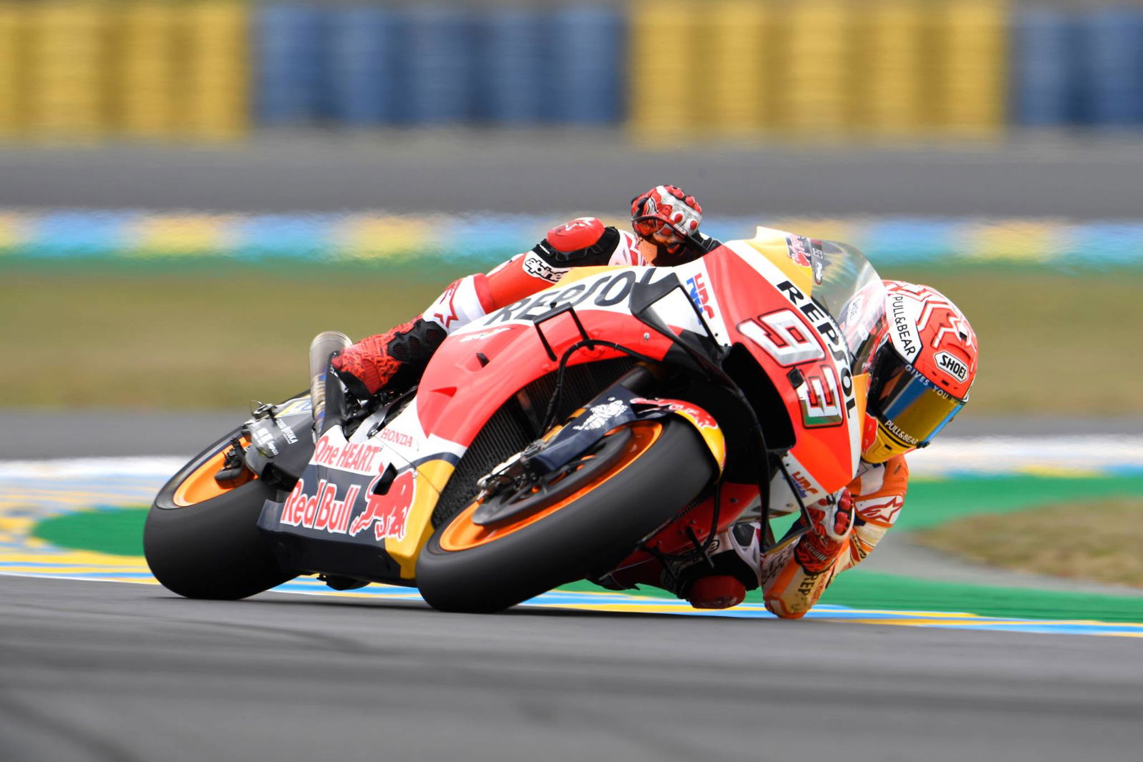 Marquez untouchable as Dovizioso holds off Petrucci