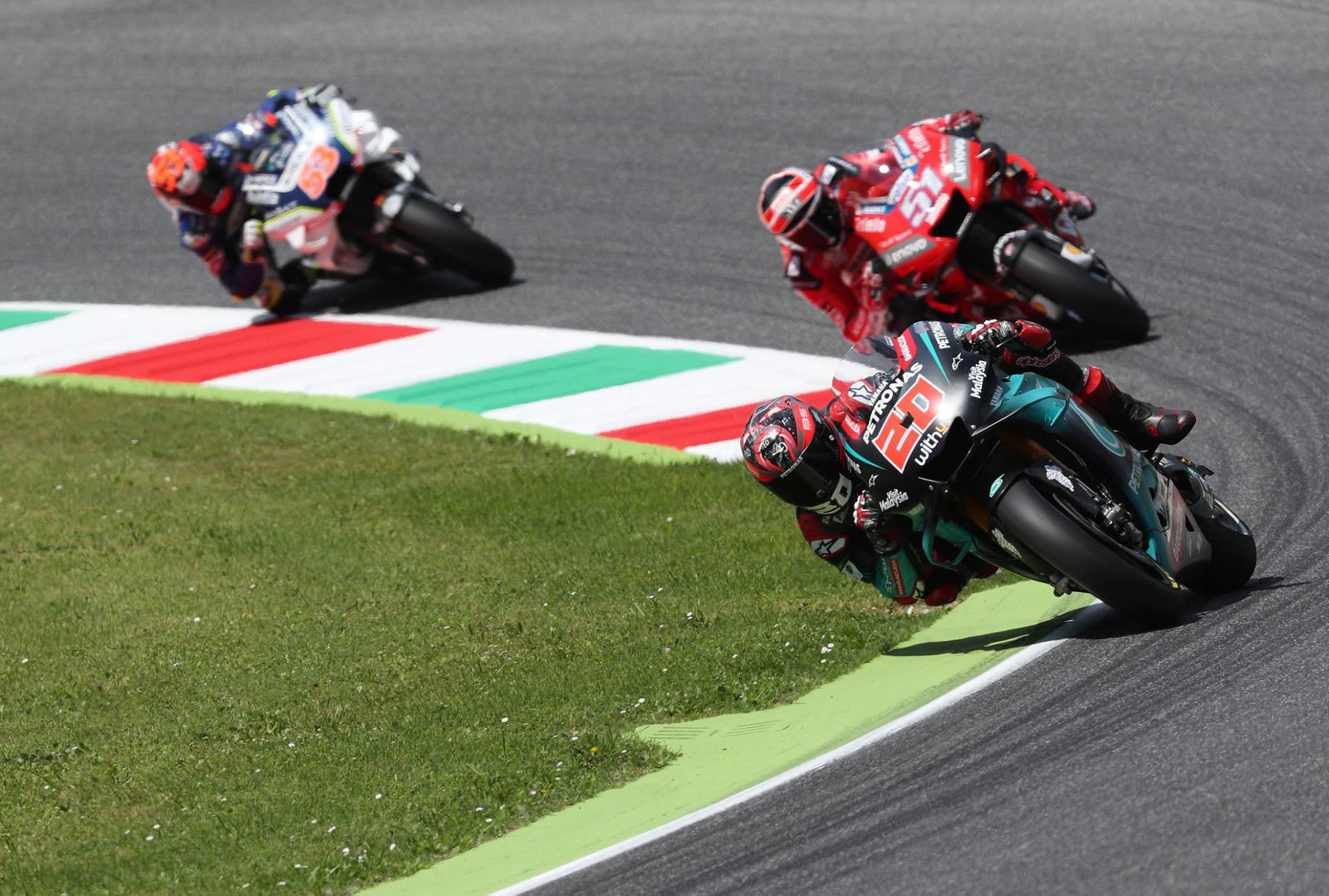 Vinales: 'Bike so nervous, I'm struggling'