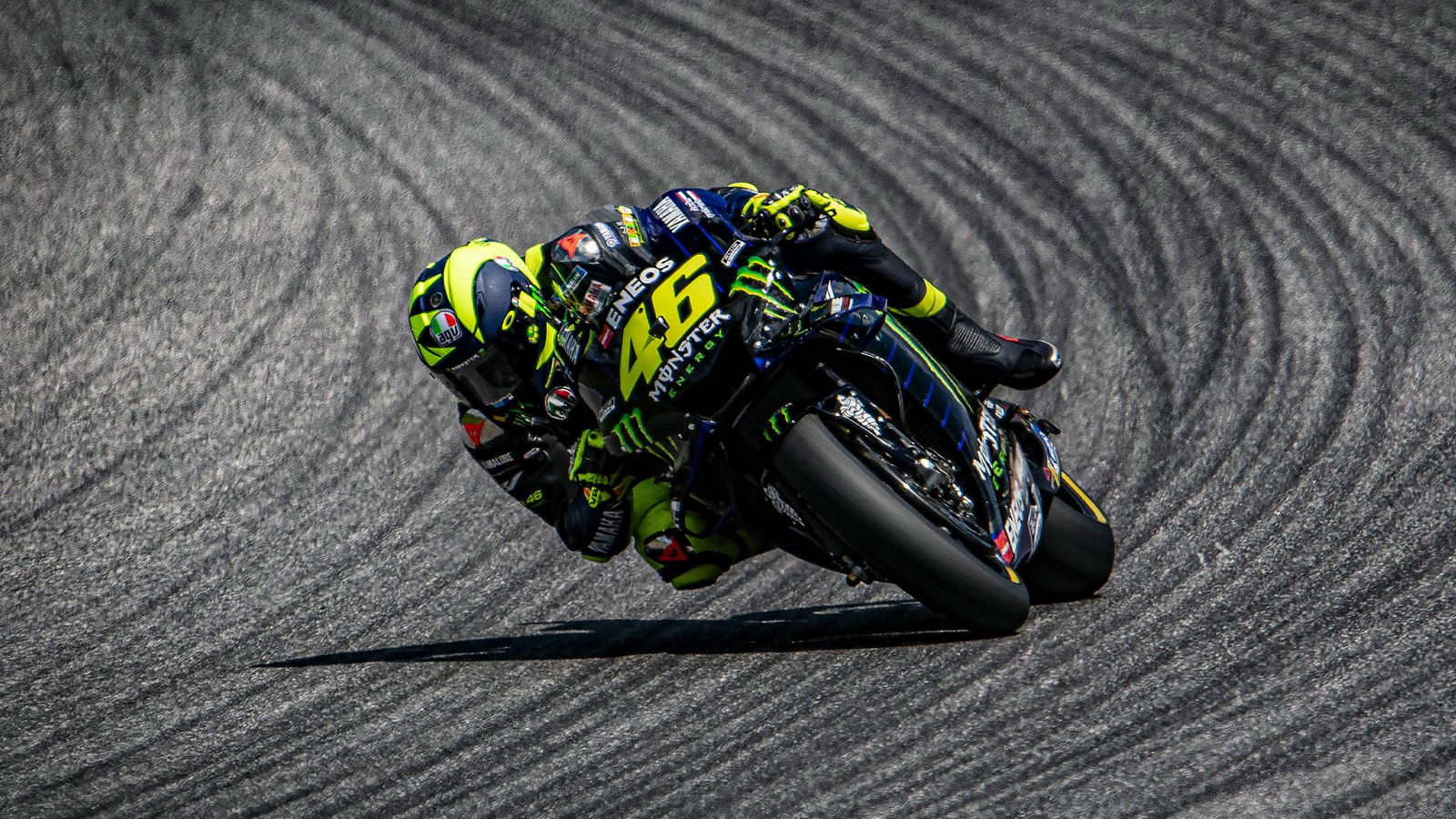 'Difficult day' leaves Rossi 18th