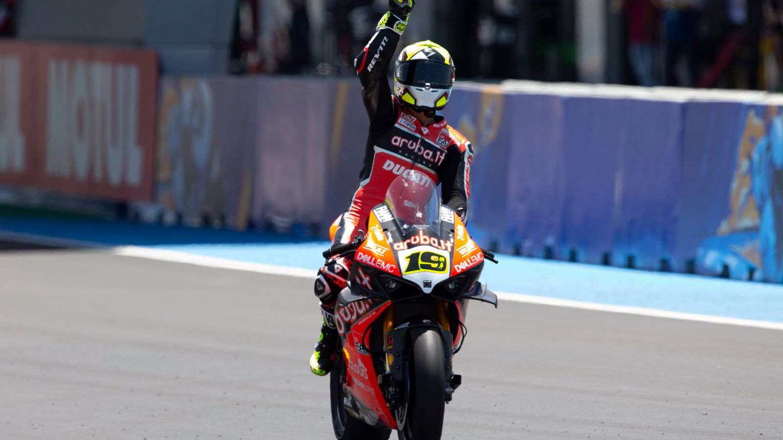 Bautista breaks free for ‘lucky 13’ win, Rea recovers to fourth