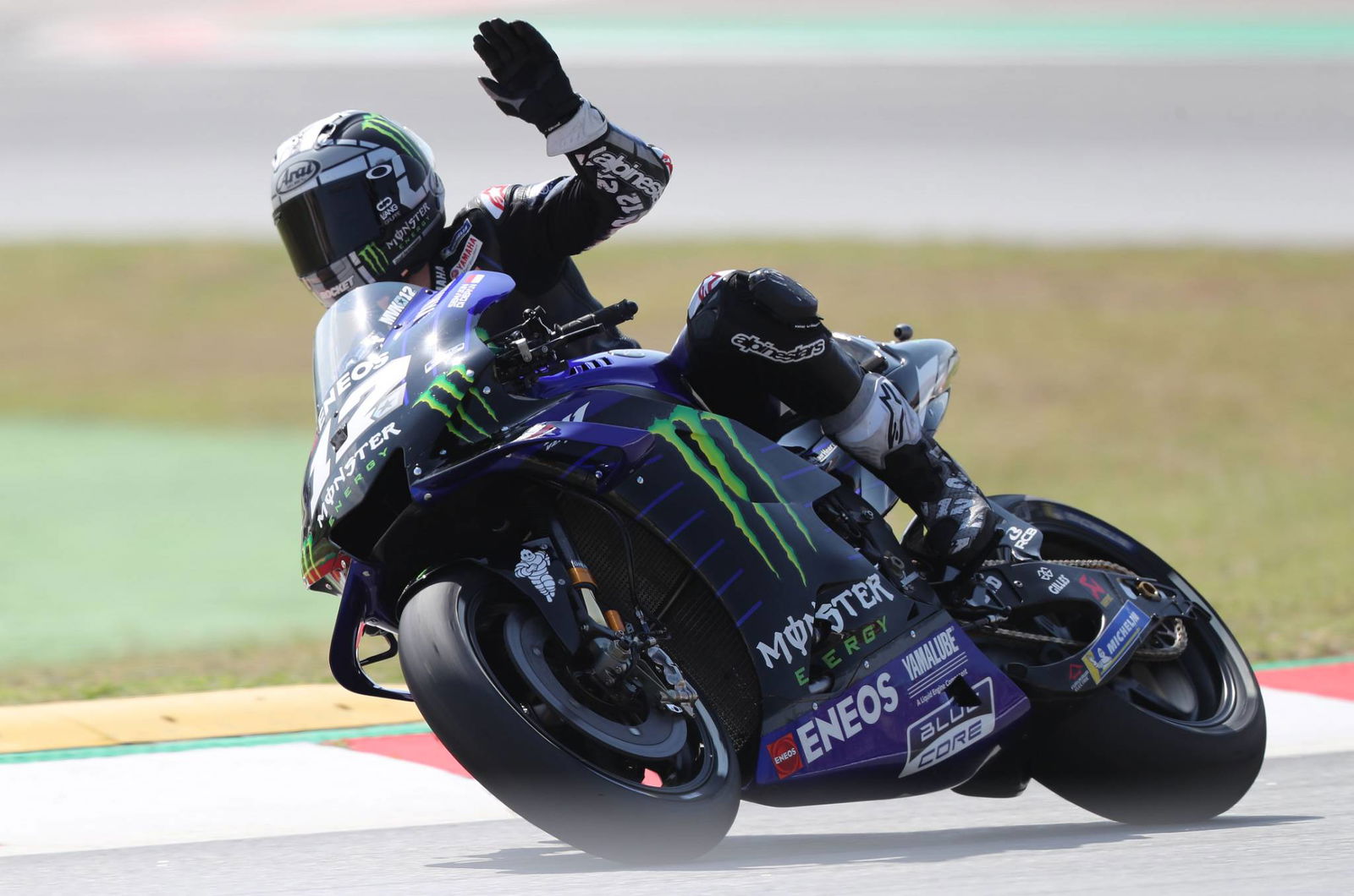 Quartararo storms to Catalunya MotoGP pole as Yamaha returns to form