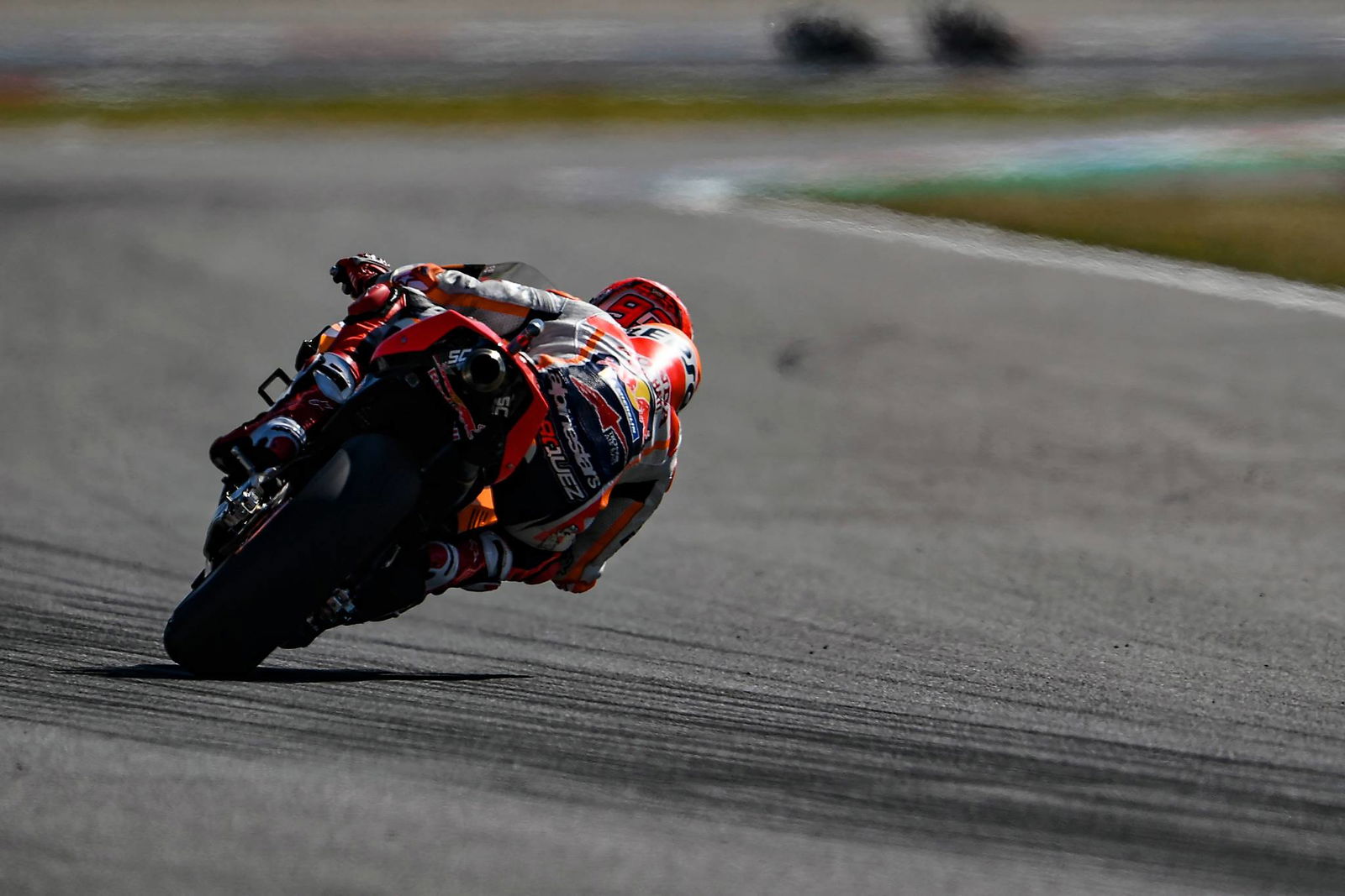 Vinales fends off Marquez for Assen triumph