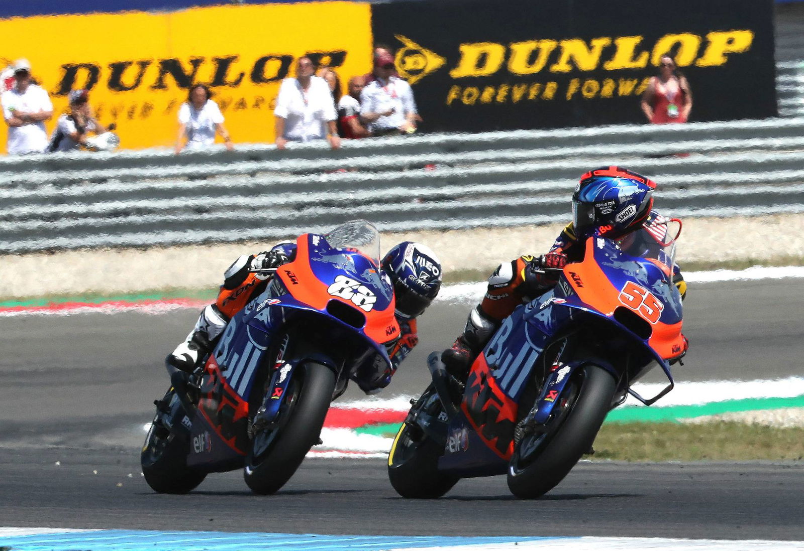 'Brilliant' Espargaro beats the pain 