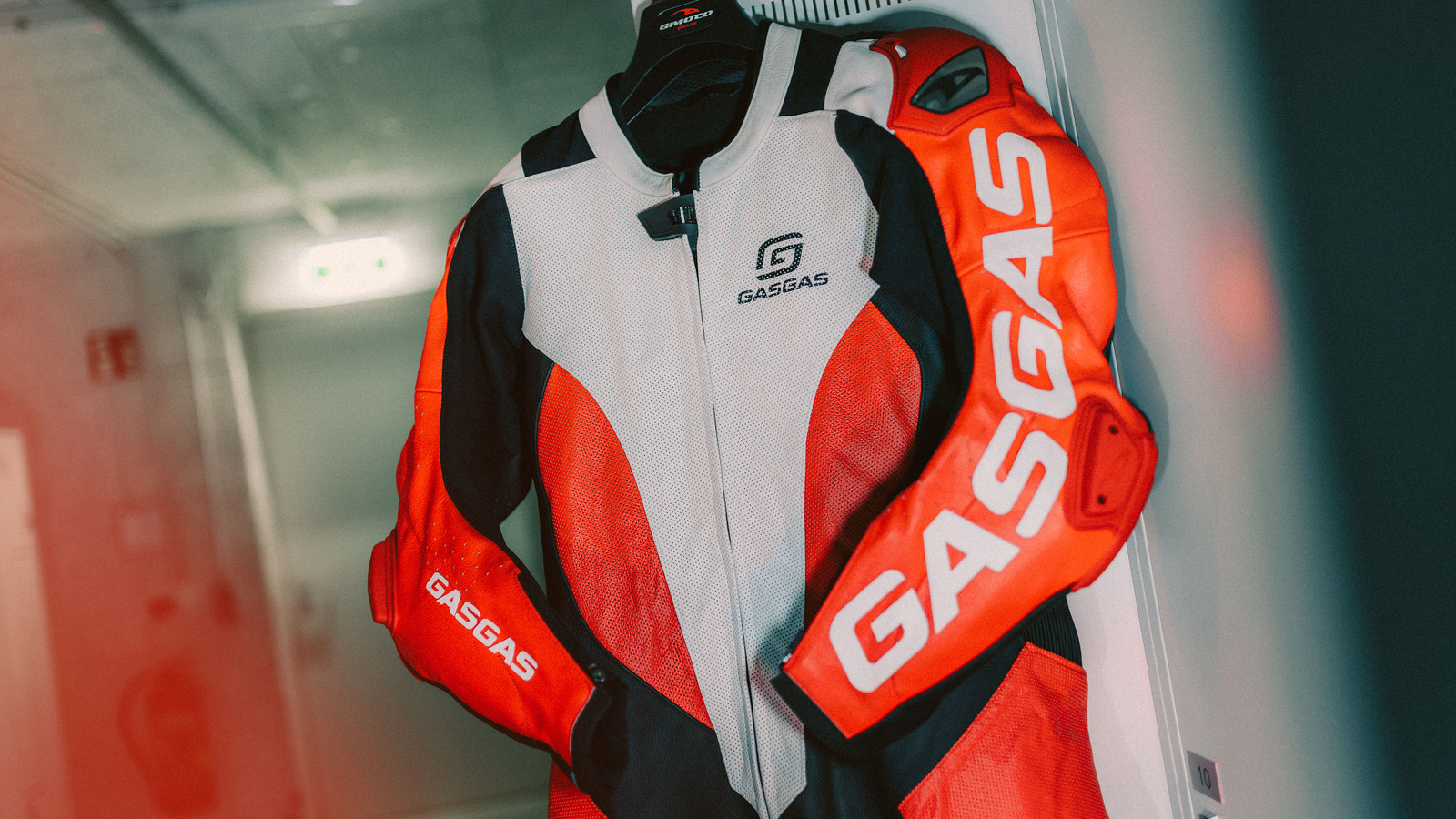 GasGas Gimoto Vamos suit. - GasGas