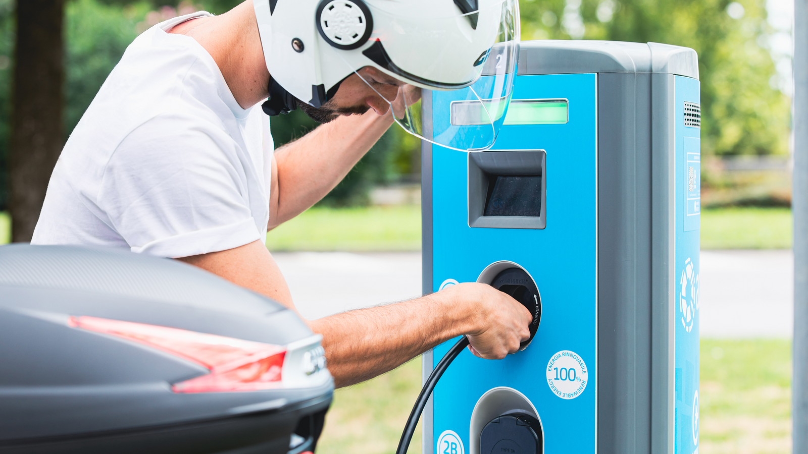 Givi, electric charging station.