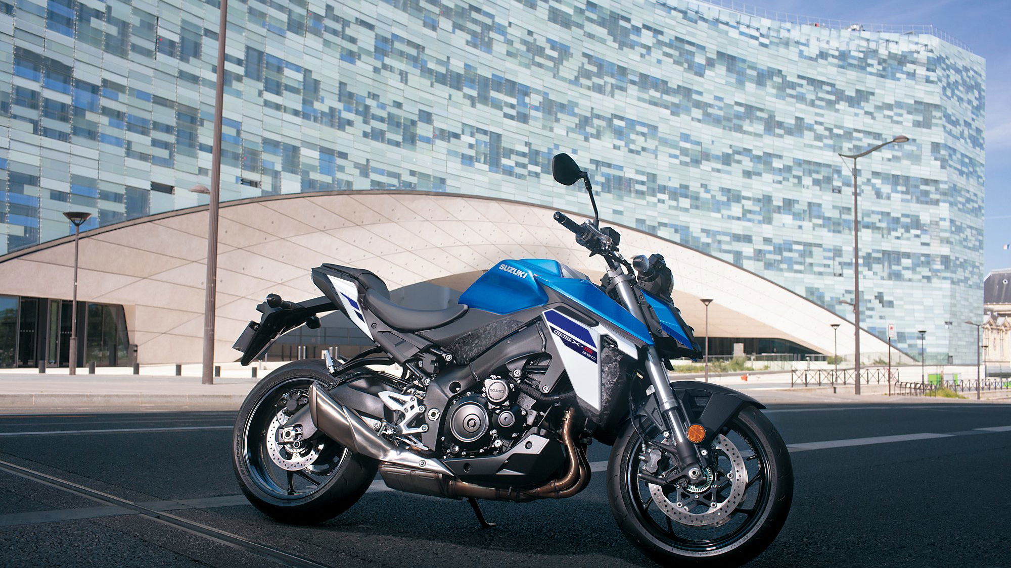 Suzukii GSX-S950