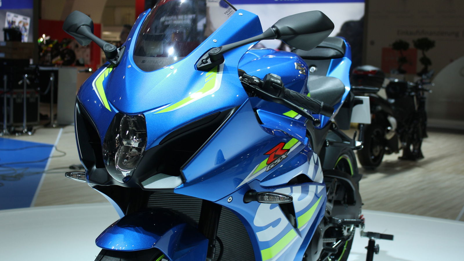 Suzuki GSX-R1000 walkaround video