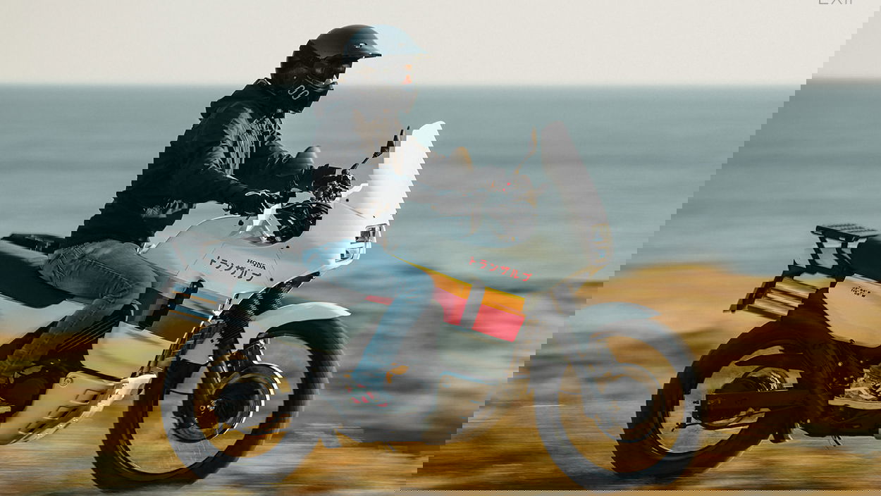 Honda Transalp restomod Vida Bike Exif
