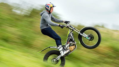 Dougie Lampkin - Isle of Man TT lap 