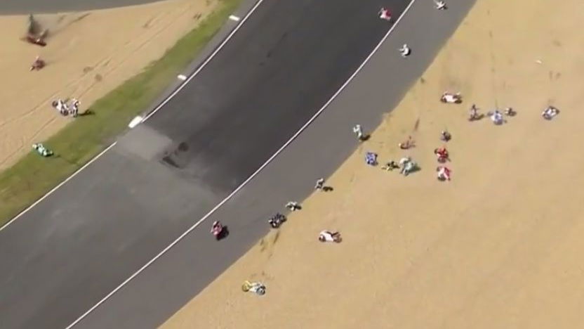 Moto3 crash Le Mans