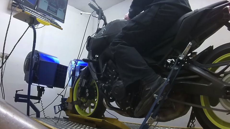 Yamaha MT-09 dyno run
