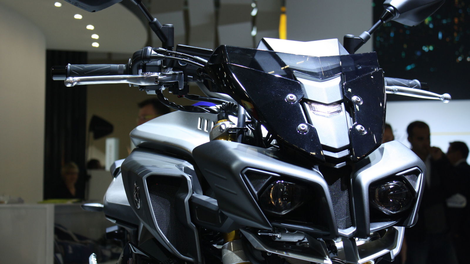 Yamaha MT-10 SP walkaround video