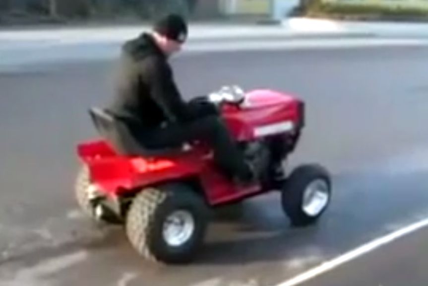 R6 lawnmower