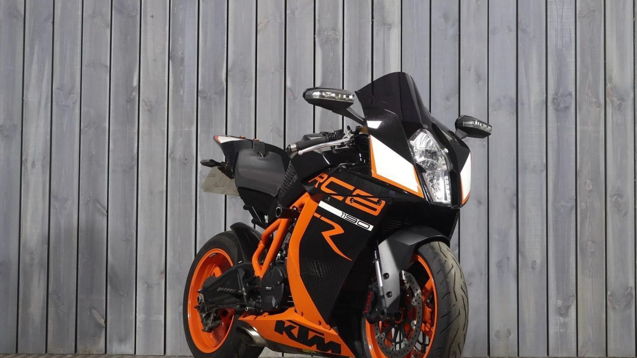 KTM RC8 R. - Superbike Factory