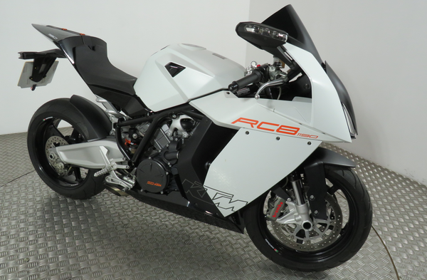 KTM RC8. - Superbike Factory