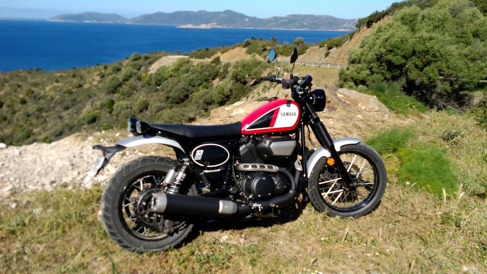 Yamaha SCR950