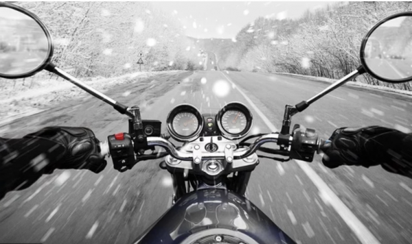 How to ride a motorcycle in snow