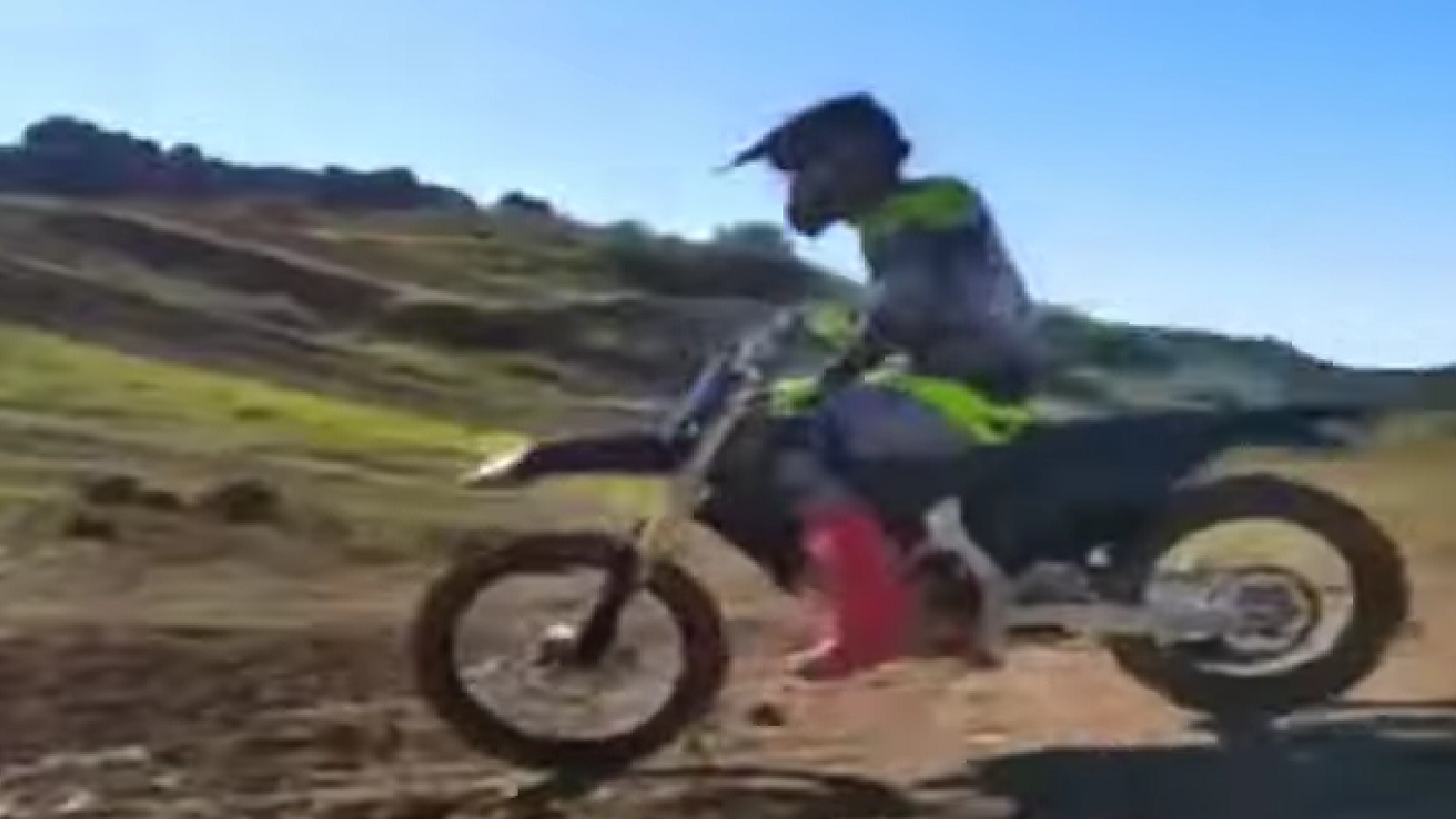 Clement Desalle tests Triumph MX bike. - MXBarsChannel Youtube