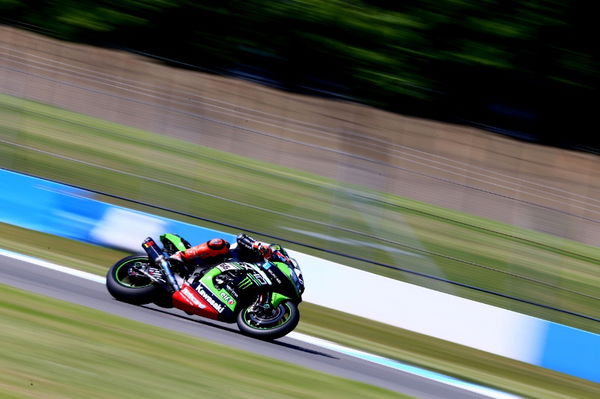 Tom Sykes, Kawasaki Racing Team, Donington Park [Credit: Gold and Goose]