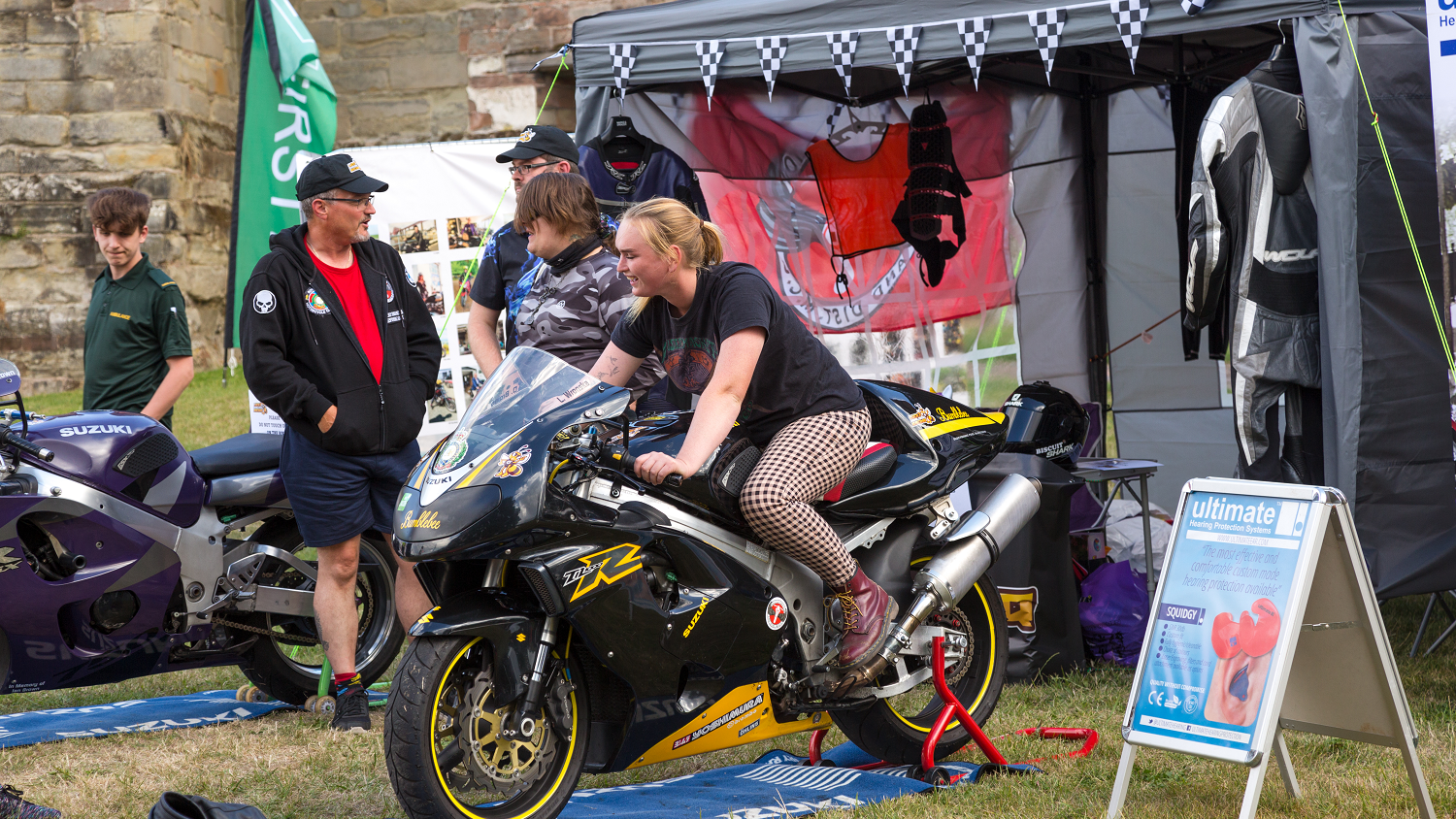 Women in Moto show