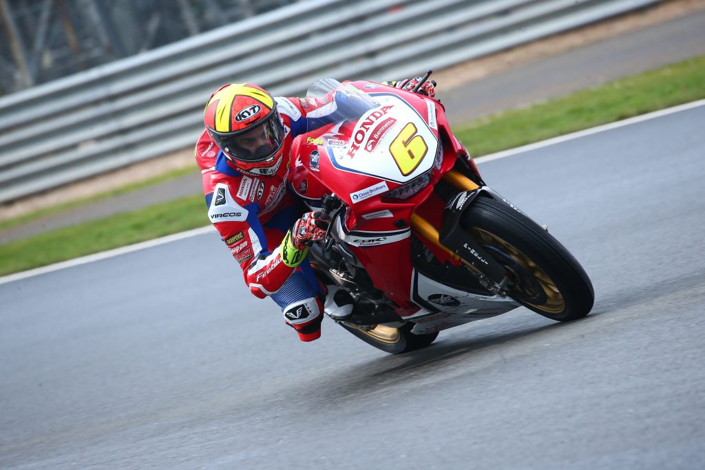Redding warms up quickest at Knockhill