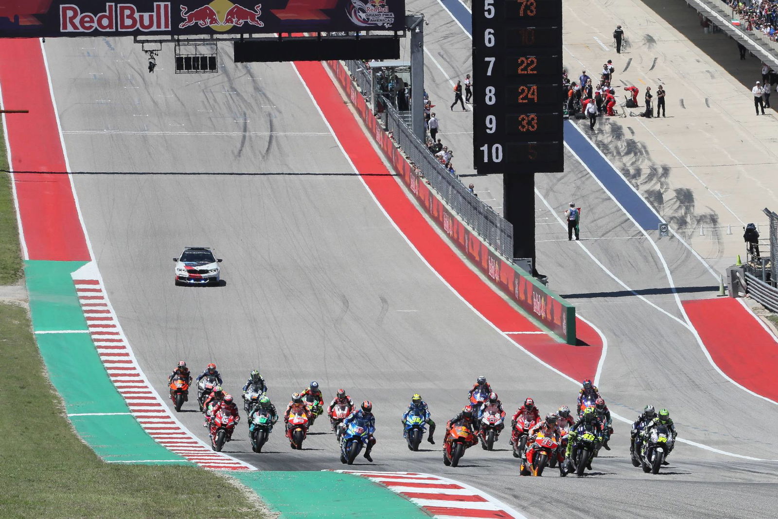 Rins, Rossi 'will fight for title'