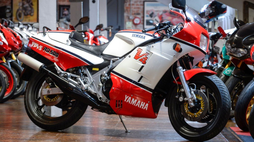 yamaha-rd500lc-26311aea5e9a.jpg