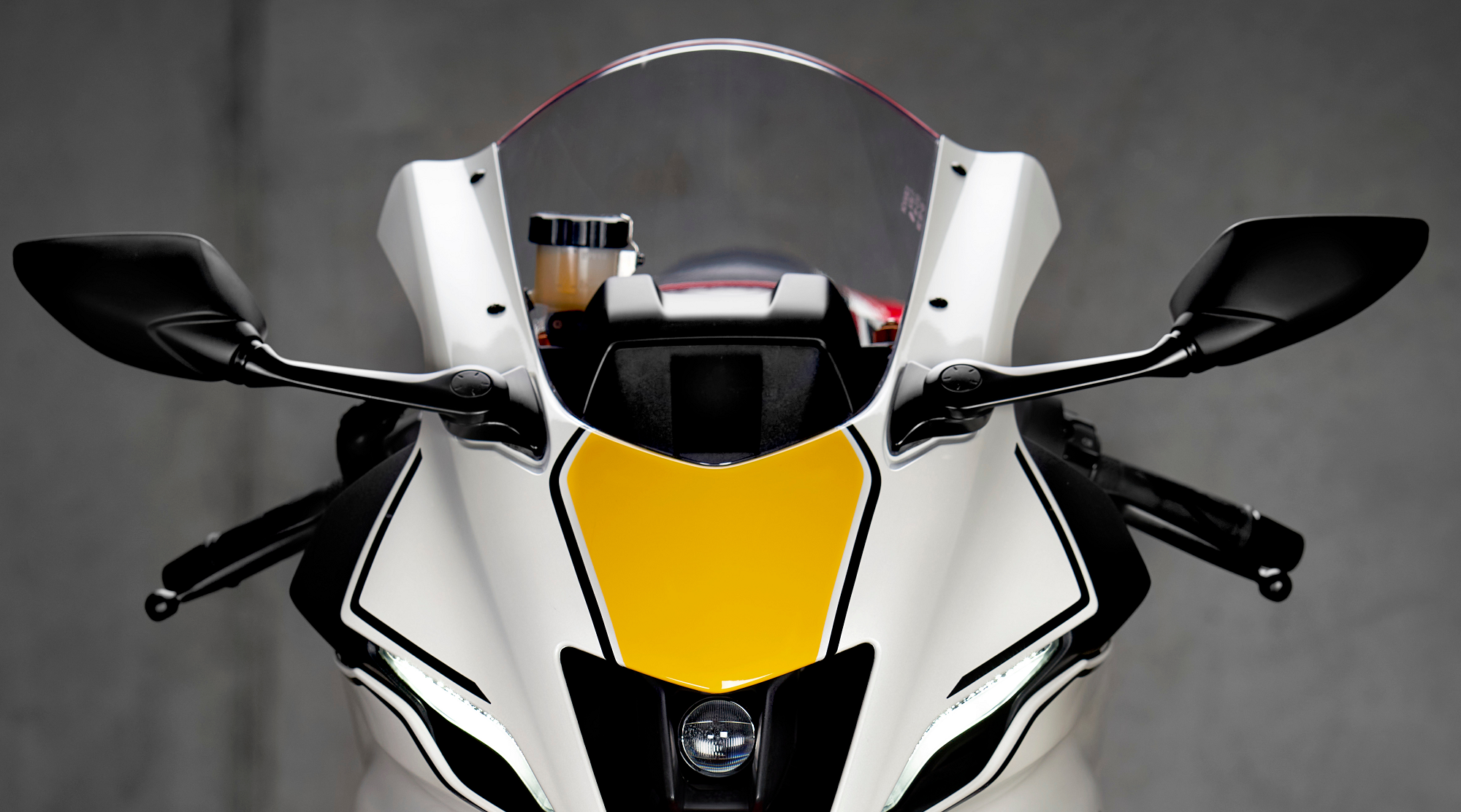 Yzf R7 